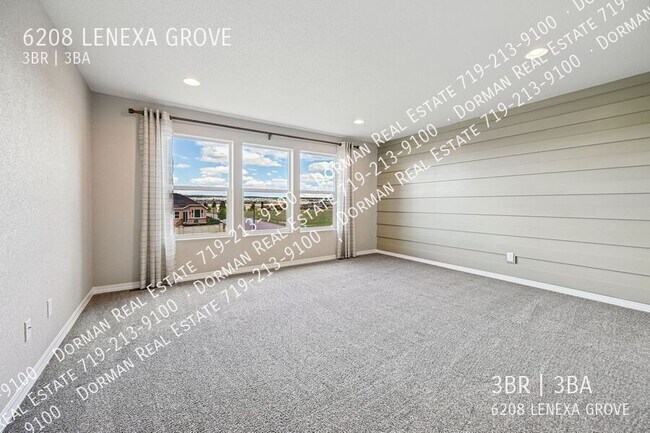 Building Photo - 6208 Lenexa Grv