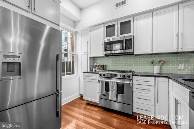 Building Photo - 1608 4th St NW