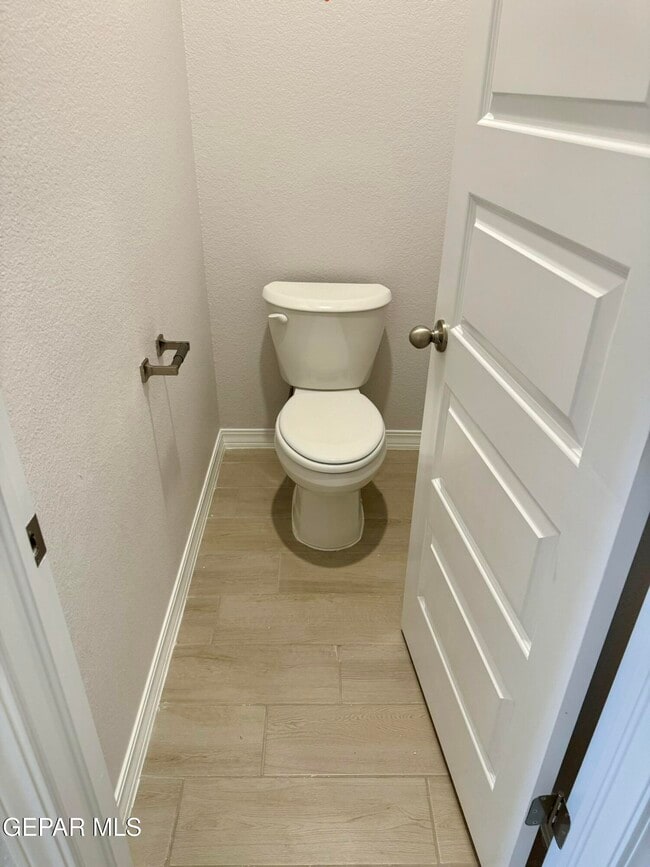 Building Photo - 7500 Enchanted Ridge Dr