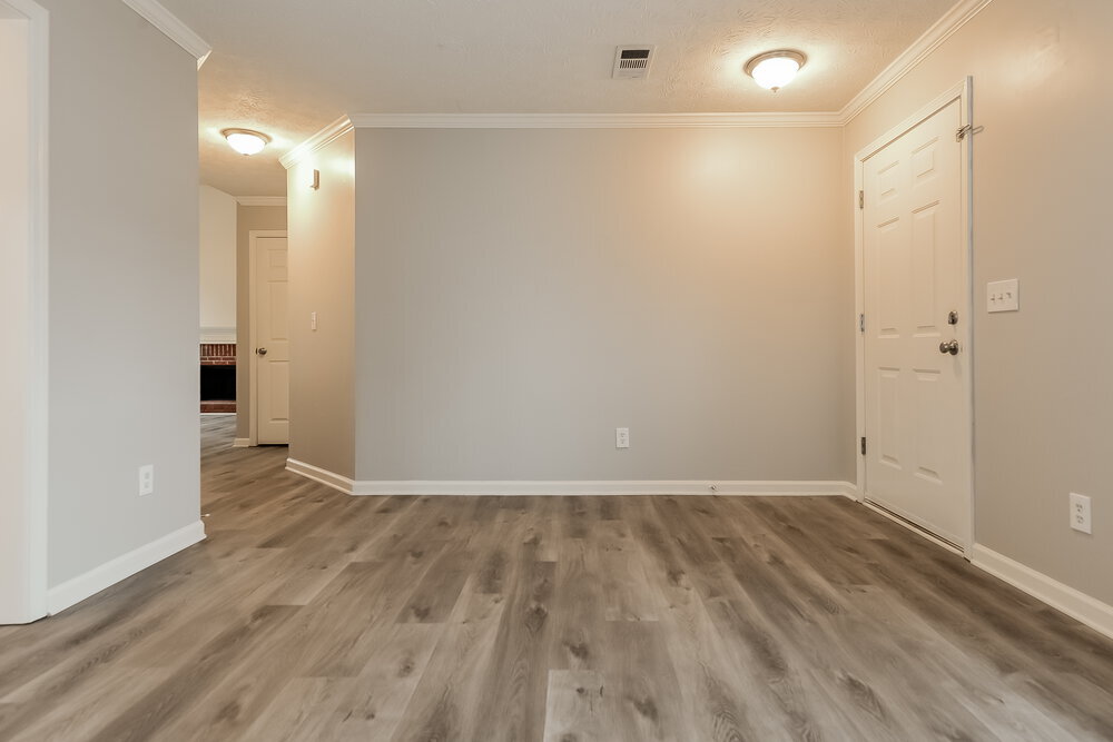 Building Photo - 2092 Wedgewood Dr