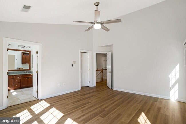 Building Photo - 2248 Journet Dr