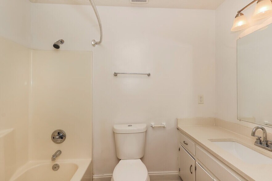 Building Photo - 4140 Hawkins Crossing