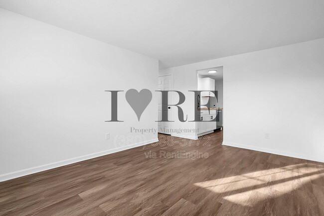 Building Photo - 1902 Brookfield Rd