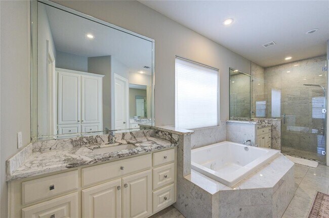 Building Photo - 11206 Castille Ln