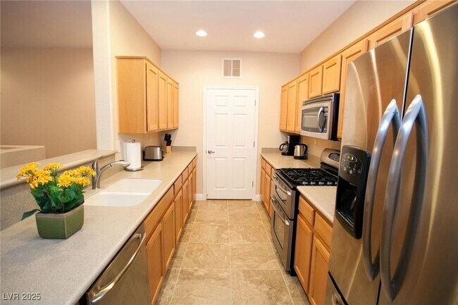 Building Photo - 8777 W Maule Ave