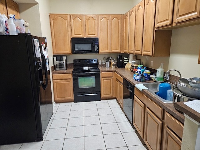 Kitchen - 8200 White Falls Boulevard