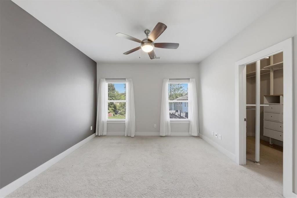 Building Photo - 3796 Oxford Cir