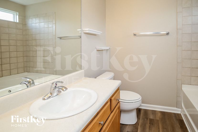 Building Photo - 292 Hiawassee Dr