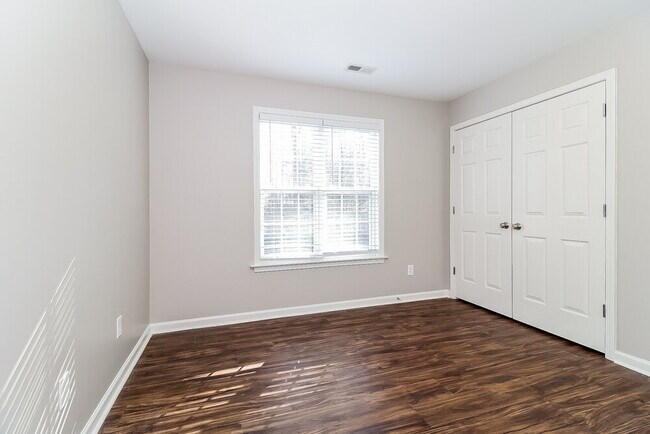 Building Photo - 116 Pearson Place
