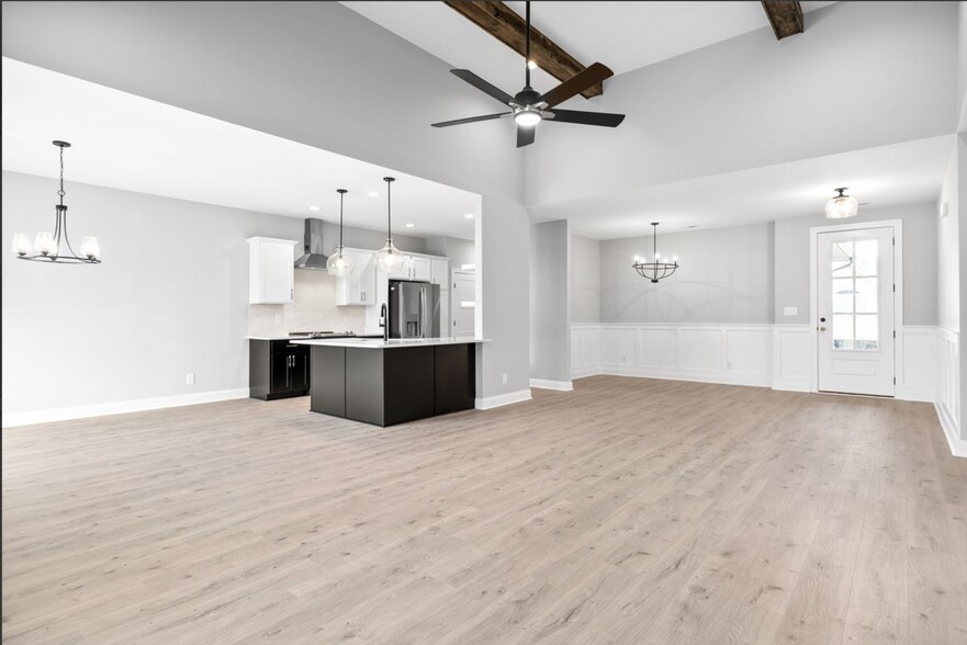 main living room - 264 Bluebell Dr