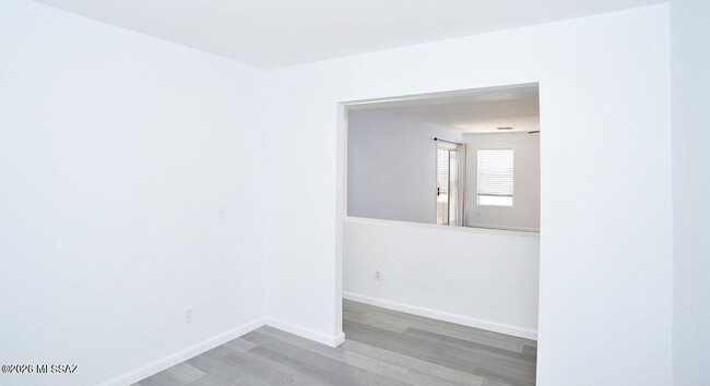 Building Photo - 7740 W Oak Stream Rd