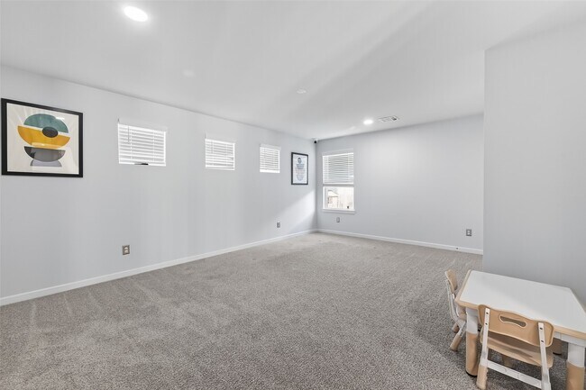 Building Photo - 18619 Greenwood Mdw Trl