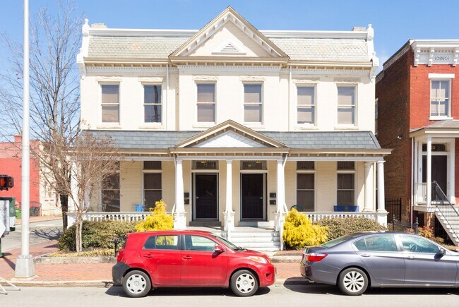 Building Photo - 411 N Adams St