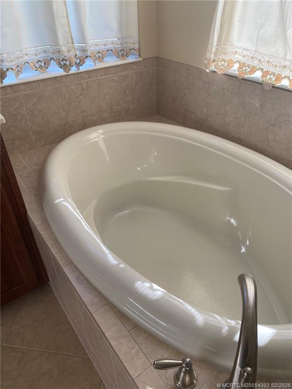 Building Photo - 11239 SW Barton Way