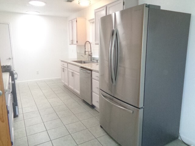 Building Photo - 3406 Meadowlark Ln