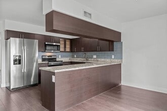 Building Photo - 2133 NE 56th Ct