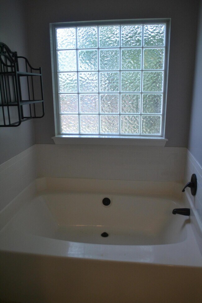 Building Photo - 4434 Sapelo Dr