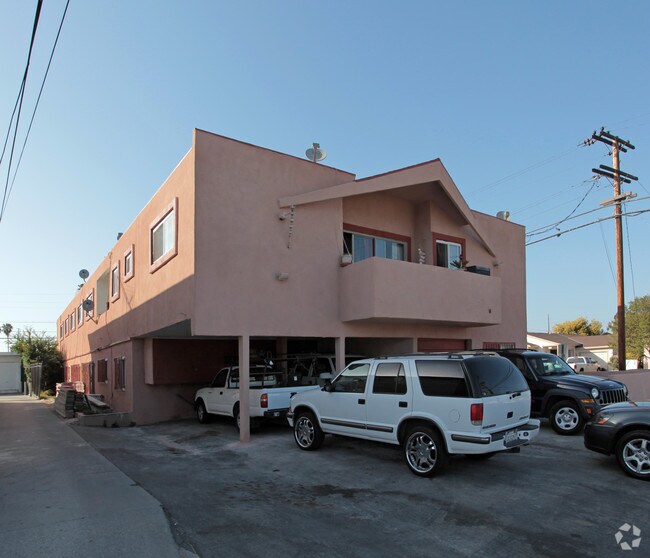 Primary Photo - 1573 Torrance Blvd