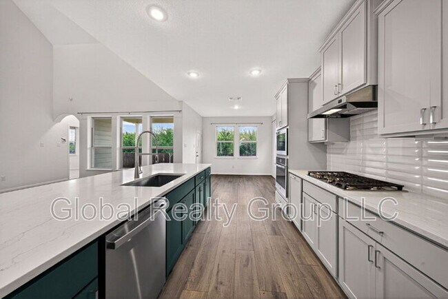 Building Photo - 10064 Mulhouse Dr