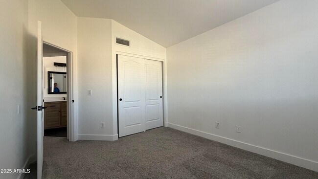 Building Photo - 3829 E Irma Ln