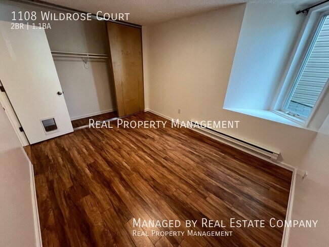 Building Photo - 1108 Wildrose Ct