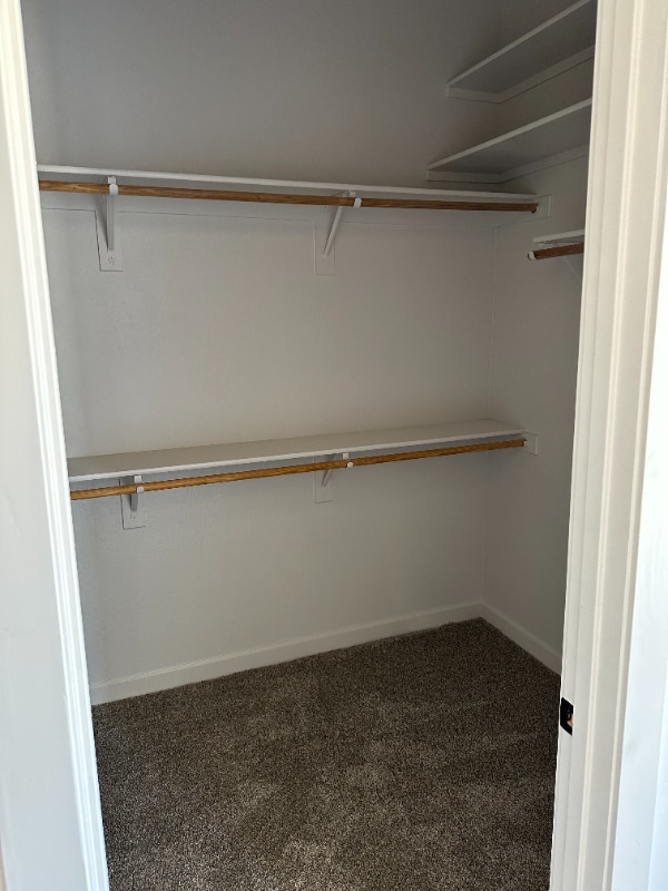 Building Photo - 1034 E Adams St