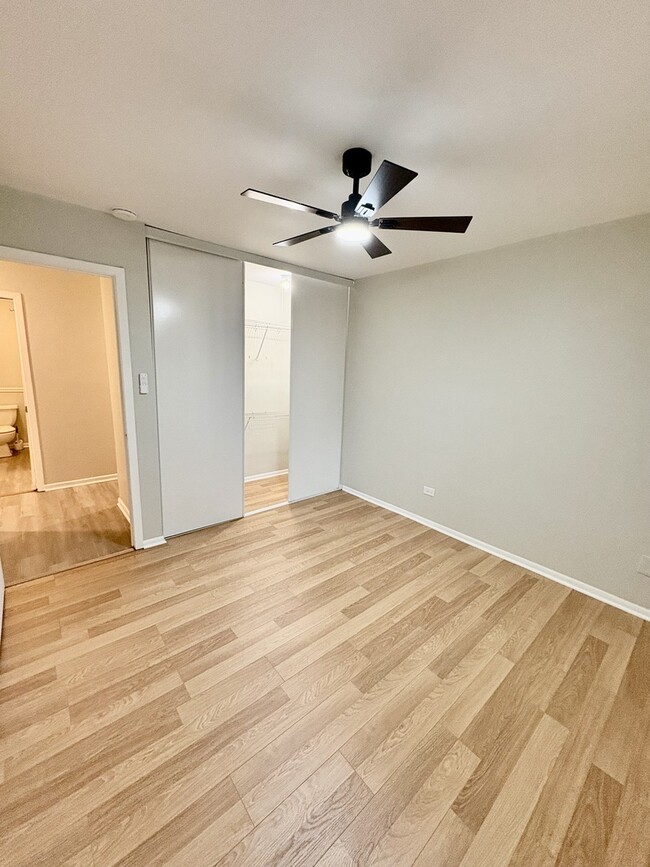 Building Photo - 1482 Stonebridge Cir