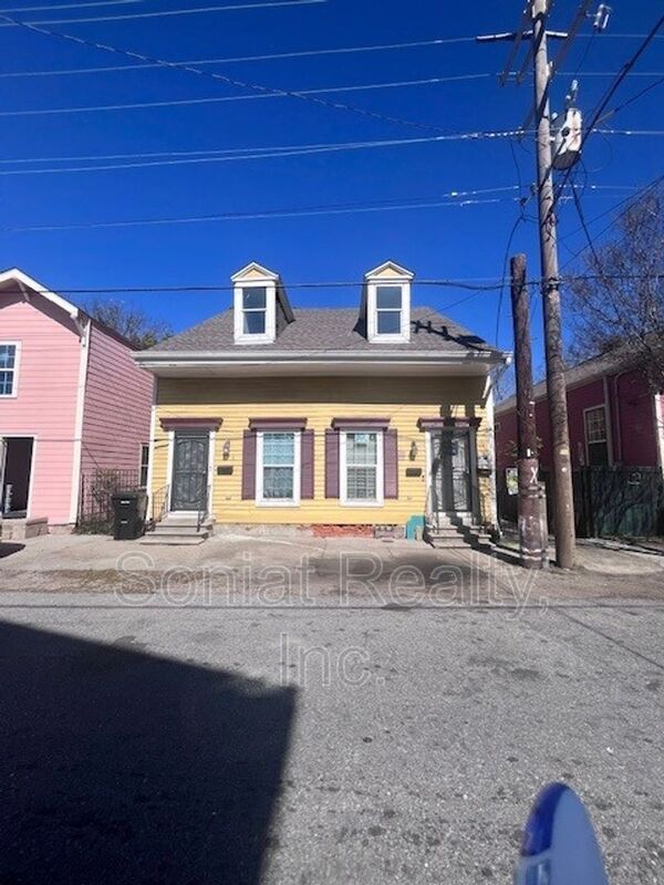 Building Photo - 2119 N Villere St