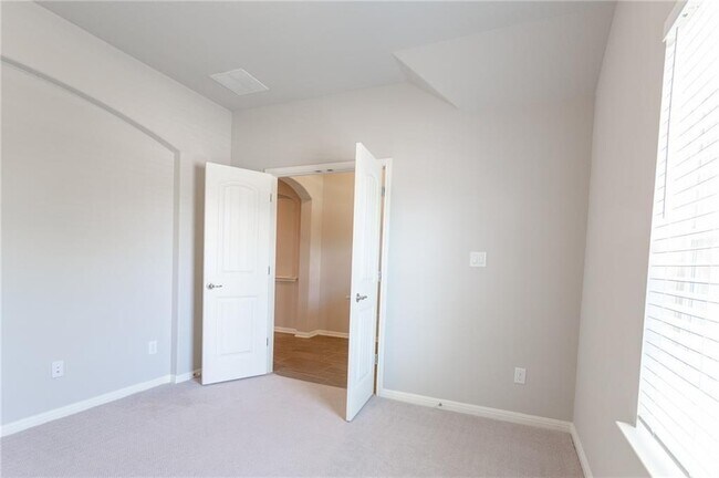 Building Photo - 8238 Arezzo Dr