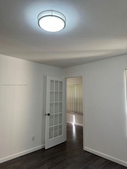 Building Photo - 12430 Vista Isles Dr