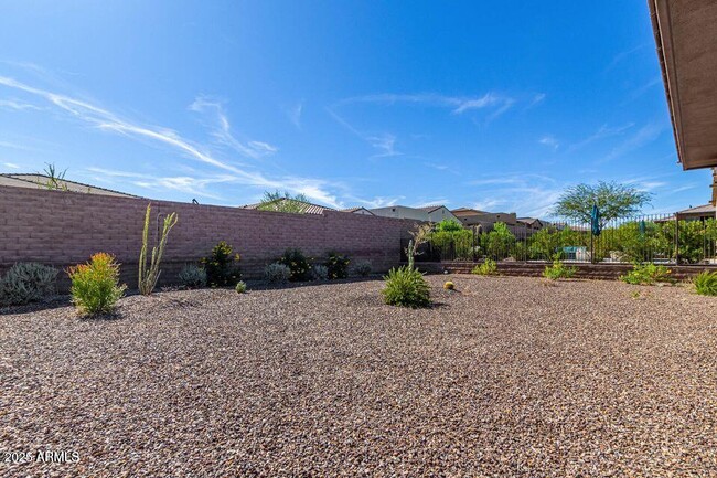 Building Photo - 17863 E Paria Canyon Dr