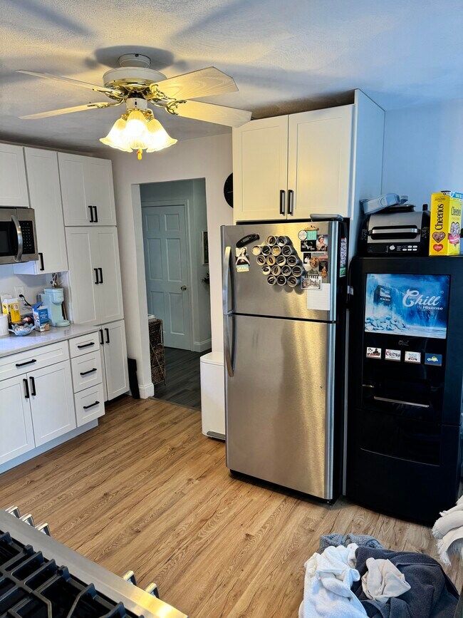 Building Photo - 95 Cherry St