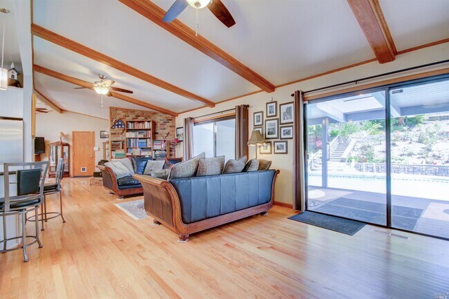 Building Photo - 3340 Terra Linda Dr