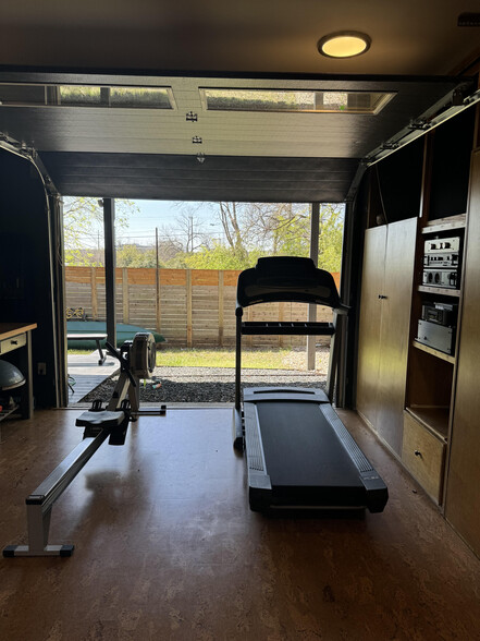 Workout area - 2109 Riverview St