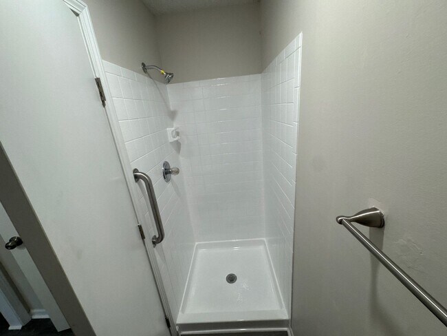 Building Photo - Duplex