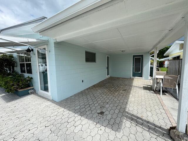 Primary Photo - 1211 Seaway Dr