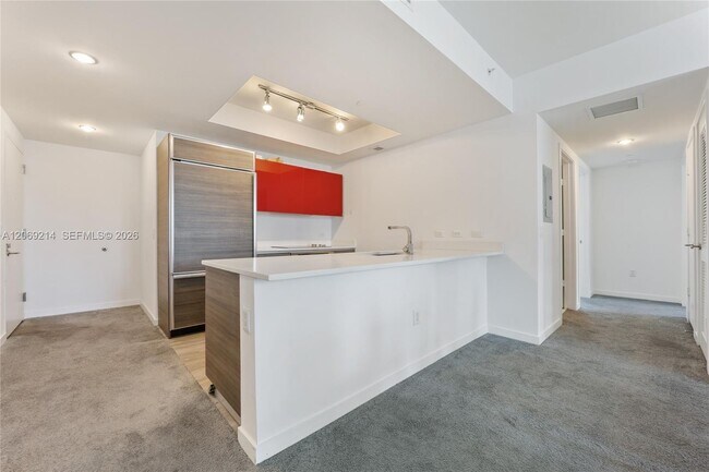 Building Photo - 1100 S Miami Ave