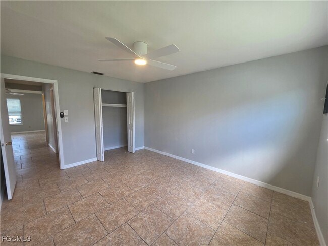 Building Photo - 51 Tangerine Ct