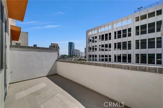 Building Photo - 359 E Broadway
