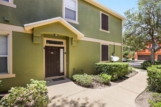 Building Photo - 3310 Pine Oak Trail