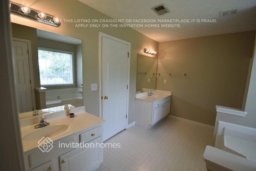 Building Photo - 1533 Hayden Mill Way