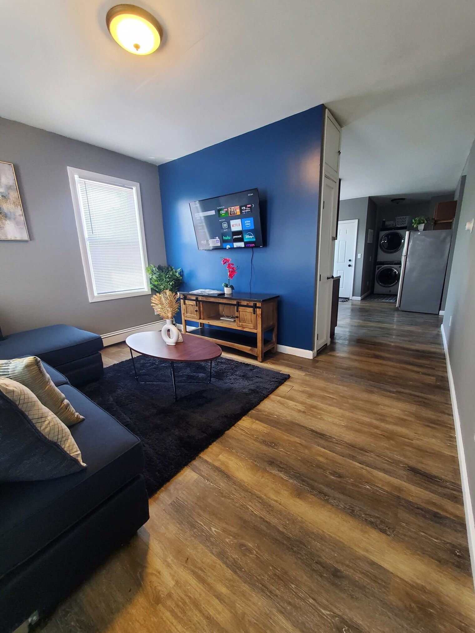 Building Photo - 3 Salmon St