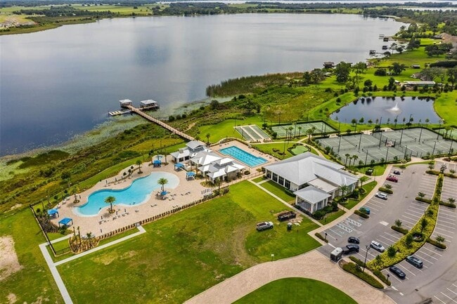 Building Photo - 5013 E Fountainwood Dr