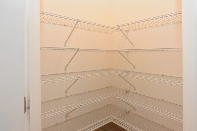 Building Photo - Modern 2024 New Construction in Sage Farms – Steps from Dog Park & Trails!