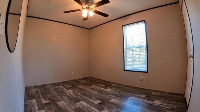 Building Photo - 9722 Scepter Ave