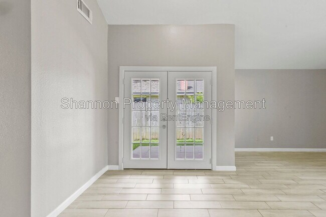 Building Photo - 3110 Oak Rock