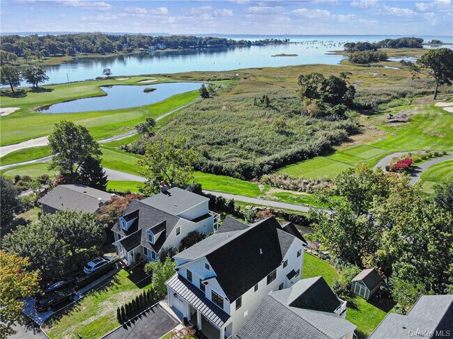 Building Photo - 184 Soundview Ave