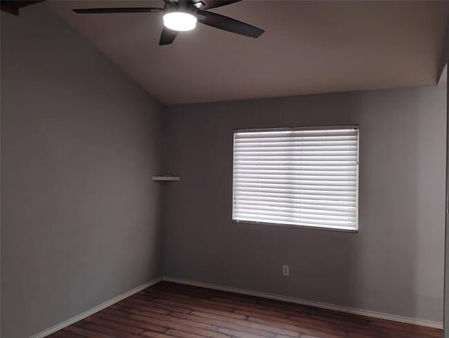 Building Photo - 2018 Ramona Cir
