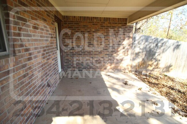 Building Photo - 1017 S 9th St