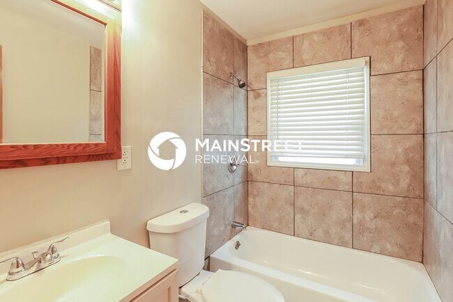 Building Photo - 3 Bedroom Pet-Friendly Home in Independenc...
